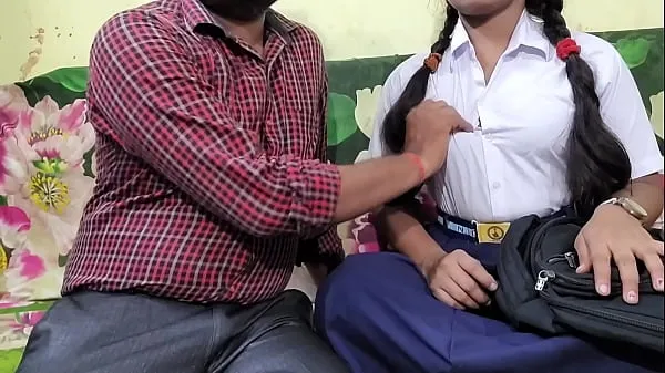 مقاطع فيديو عالية الدقة Indian-collage girl sex in teachar in home made Mumbai ashu