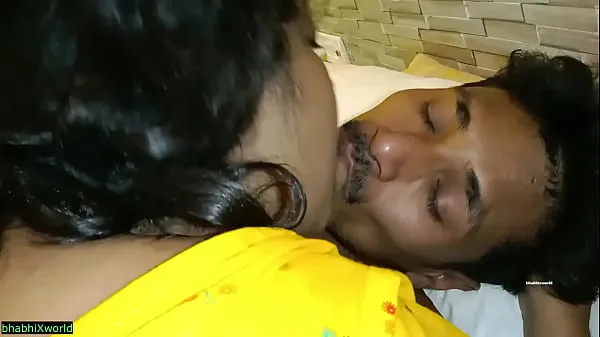 HD Hot beautiful Bhabhi long kissing and wet pussy fucking! Real sex güçlü Videolar