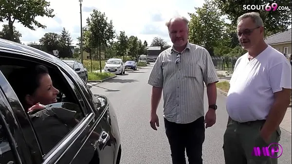 HD Real Amateur Car Gangbang for German Mature Dacada in NRW power Videos