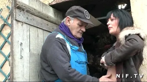HD French papy doing a busty milf with a young friend 강력한 동영상