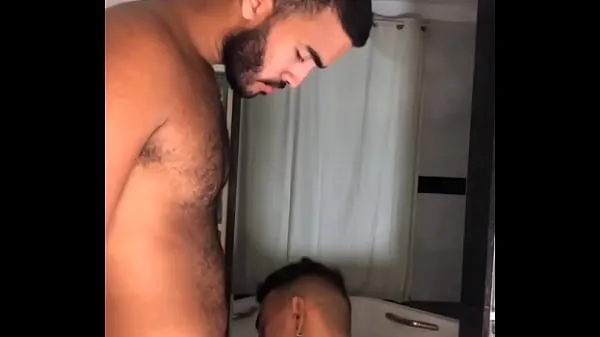 Videá s výkonom The Pernambuco made me suck his cock and fucked my ass HD