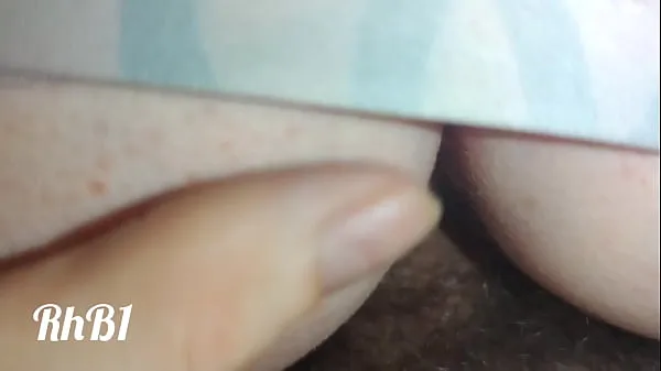 Videa s výkonem Fucking licking young 20yo neighbor before wife come back HD