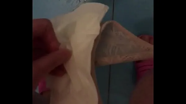 ایچ ڈی Brunette pissing during her period standing change pad showing dirty pussy and dirty pad پاور ویڈیوز