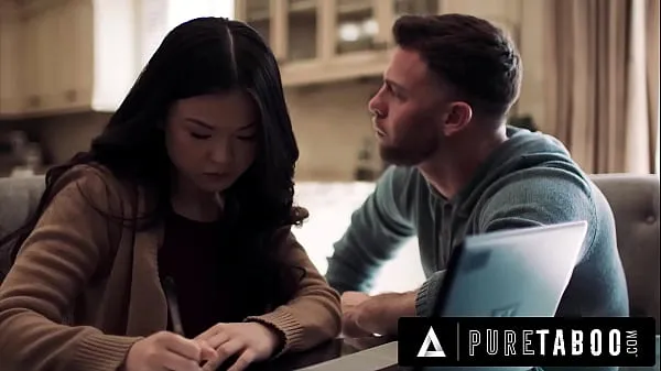مقاطع فيديو عالية الدقة PURE TABOO Lulu Chu's Pervy Roommate Uses Slimthick Vic To Seduce Her Into A Threesome FULL SCENE