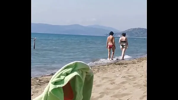HD-Exhibitionism on the beach handjobs blowjobs powervideo's