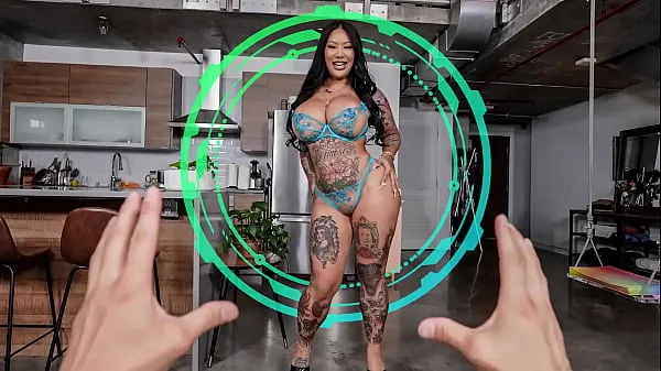 Vídeos poderosos SEX SELECTOR - A deusa asiática tatuada e curvilínea Connie Perignon está aqui para brincar em HD