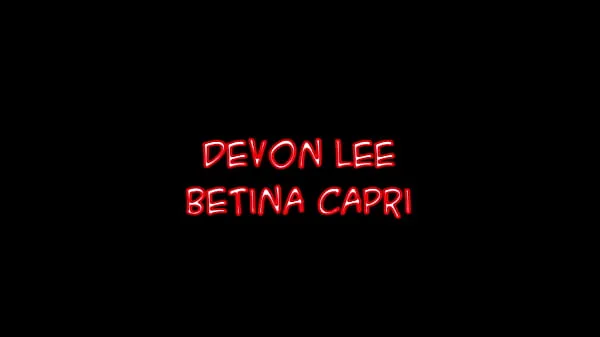 مقاطع فيديو عالية الدقة Devon Lee And Her Husband Fuck The Babysitter Bettina Dicapri