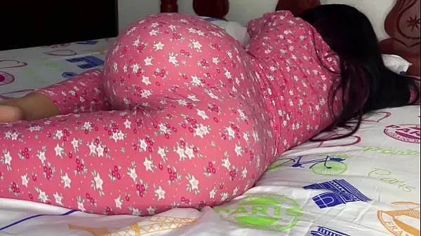 Video HD I can't stop watching my Stepdaughter's Ass in Pajamas - My Perverted Stepfather Wants to Fuck me in the Ass kekuatan