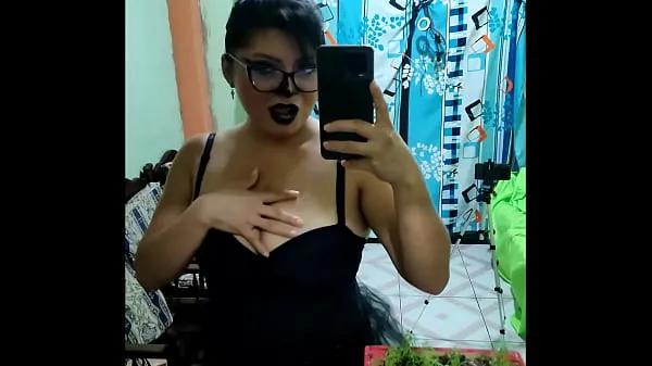 HD This is the video of the dirty old woman!! She looks very sexy on Halloween, she dresses as Dracula and shows her beautiful tits. he thinks he can still have sex and make homemade porn พลังวิดีโอ
