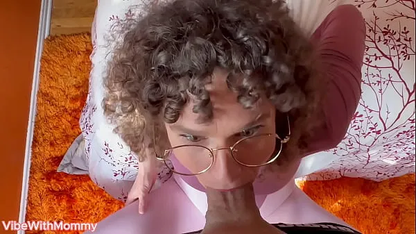 Videá s výkonom Crying Jewish Stepmom Steals Your Burger for Risky Raw Sex HD