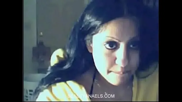 Videa s výkonem Mumbai Girl Showing Everything without Dress Hot Webcam Video HD